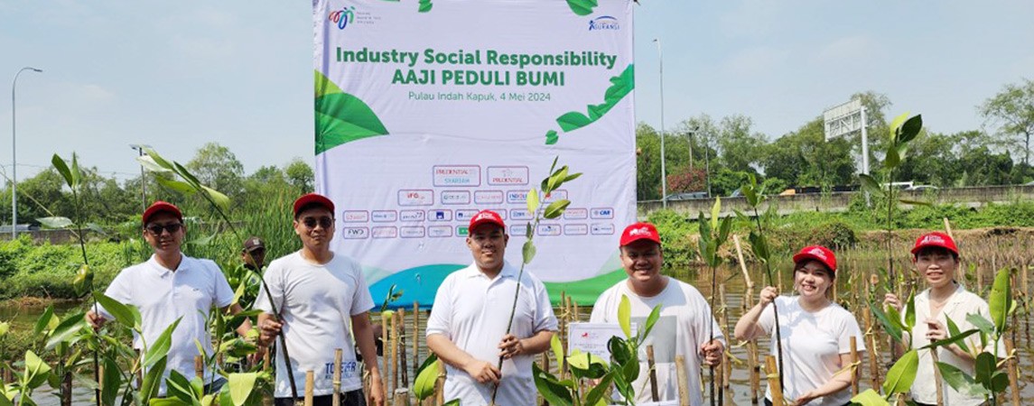 Ikut Serta dalam  Industry Social Responsibility – AAJI Peduli Bumi 