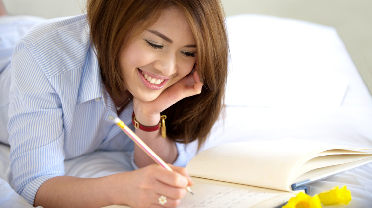 Cari asuransi yang tepat bagi Anda mulai dari awal membangun karir hingga menjelang pensiun